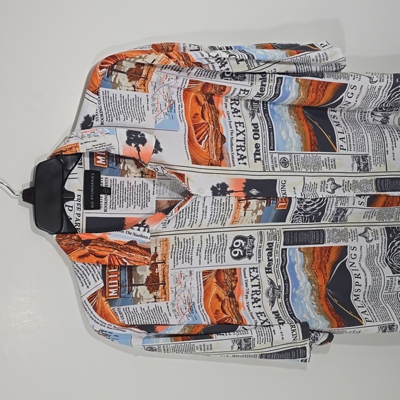 {No Boundaries} Men's Print Button Up Shirt with Short Sleeves - Picture 6 of 16